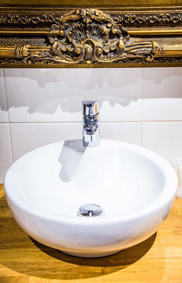 Boutique Hotel Mustaparta Tornio Kültér fotó