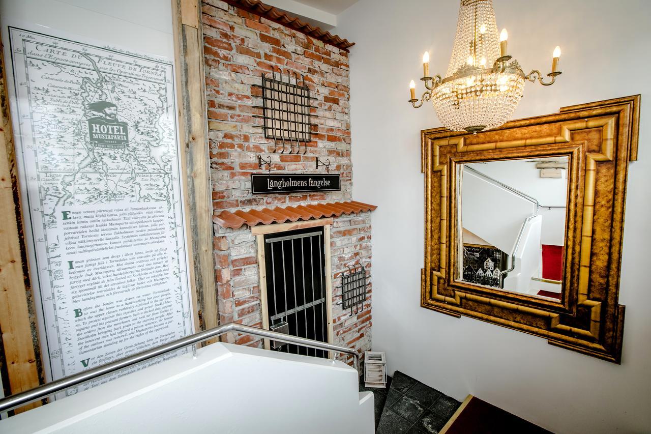 Boutique Hotel Mustaparta Tornio Kültér fotó