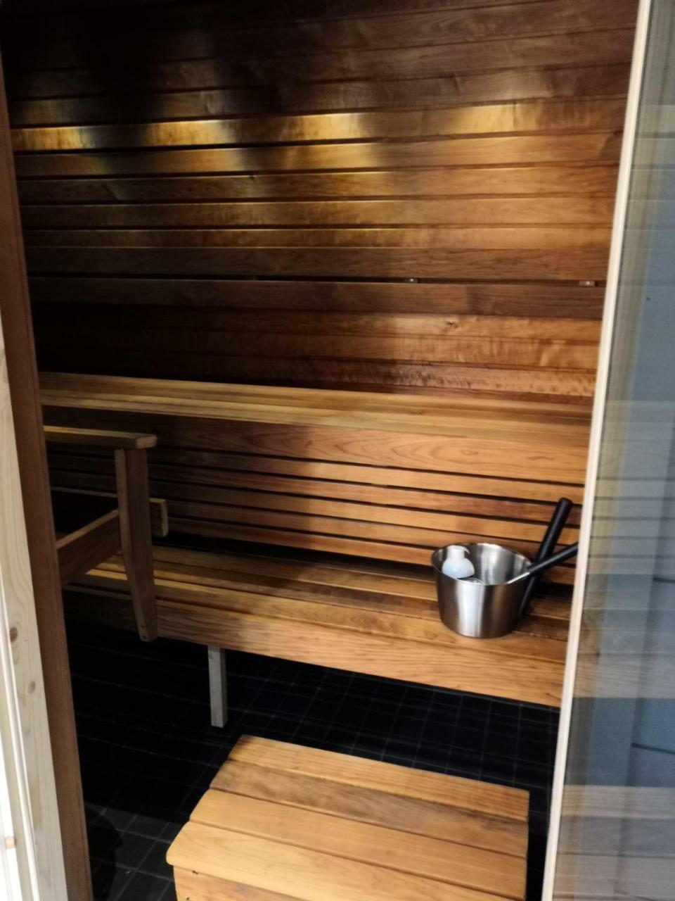 Boutique Hotel Mustaparta Tornio Kültér fotó